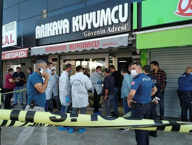 Antalya'da kuyumcu soygunu! Çalışanını öldürüp 2 kilo altını alarak kaçtı-5