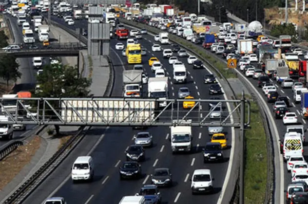 Dikkat! İstanbul'da bugün bazı yollar kapalı