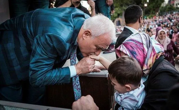 Prof. Dr. Nihat Hatipoğlu kaleme aldı: ‘Kim olursa olsun zulmetmeyin’-7