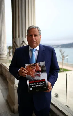 Amsterdam'ın FETÖ kitabı yayınlandı