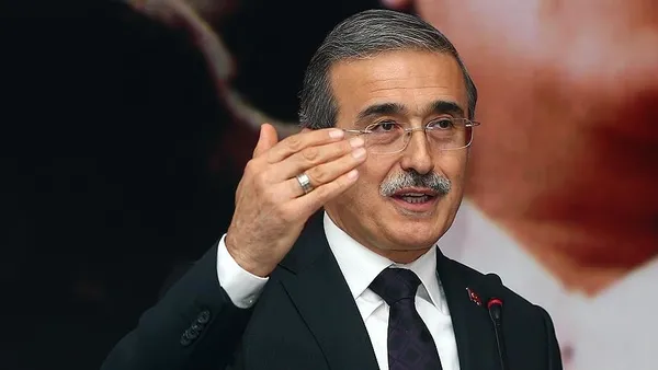 cumhurbaskanligi-savunma-sanayii-baskani-prof-dr-ismail-demirden-turk-tipi-hucumbot-aciklamasi-1609283000157.jpg Cumhurbaşkanlığı Savunma Sanayii Başkanı Prof. Dr. İsmail Demir'den Türk Tipi Hücumbot açıklaması-2