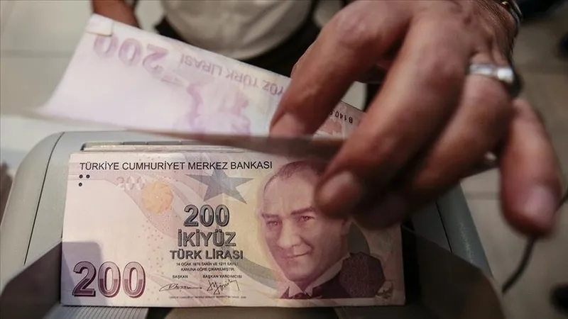 Asgari ücrete enflasyon ayarı! 4 formül masada: Yeni oranlarla zamlı 2024 Ocak maaşı ne kadar olacak?-7