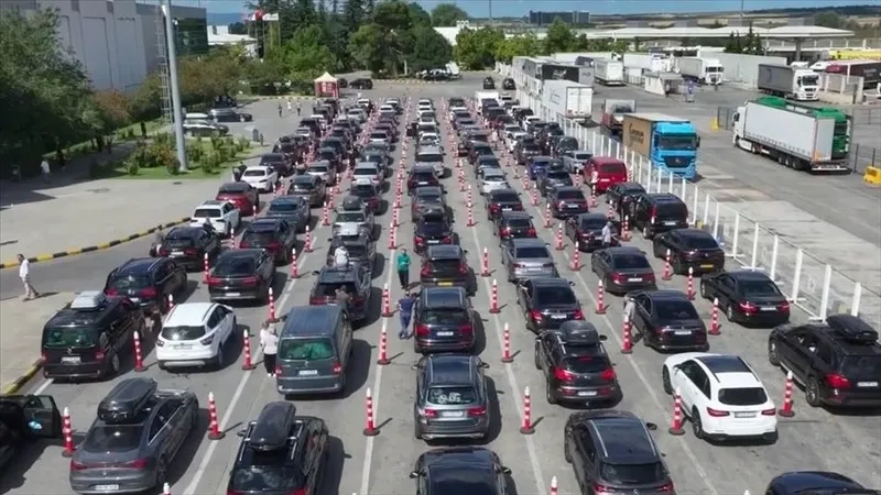 ticaret-bakanligi-devreye-aldi-yabanci-plakali-arac-sorgulama-hizmeti-basladi-1774334692643.jpeg Ticaret Bakanlığı devreye aldı: Yabancı plakalı araç sorgulama hizmeti başladı-3