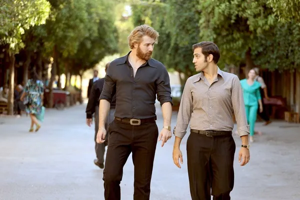 zuleyha-ile-hakan-yakinlasiyor-bir-zamanlar-cukurova-110-bolum-fragmani-yayinlandi-bosanacak-misin-1635022044210.jpg Züleyha ile Hakan yakınlaşıyor! Bir Zamanlar Çukurova 110. bölüm fragmanı yayınlandı: “Boşanacak mısın?”-5