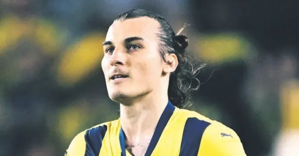 Zorlu karşılaşma öncesi stoper sürprizi