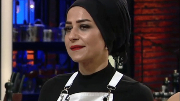 Masterchef Esra kimdir? Masterchef Esra Tokelli kaç yaşında, nereli, evli mi?-3