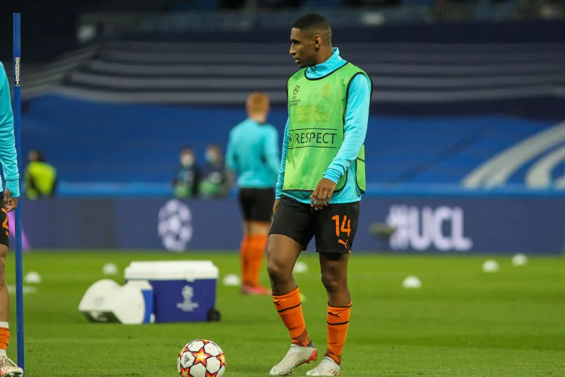 Ve Tete Galatasaray'da! Feshetme hakkı var - 6