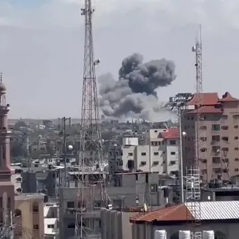 İsrail ordusu Refah’ın doğusuna hava saldırıları düzenliyor