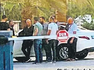 Turizmci Veli Çilsal, 2 otelinin gasp edildiğini belirtti: 40 kişi oteli kapattı-2