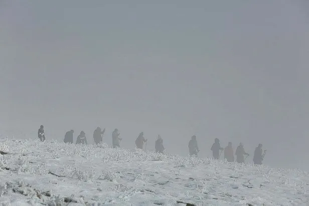 Bir zamanlar teröristlerin gezdiği dağlar şimdi Yüksekovalı kayakçıların antrenman sahası-4