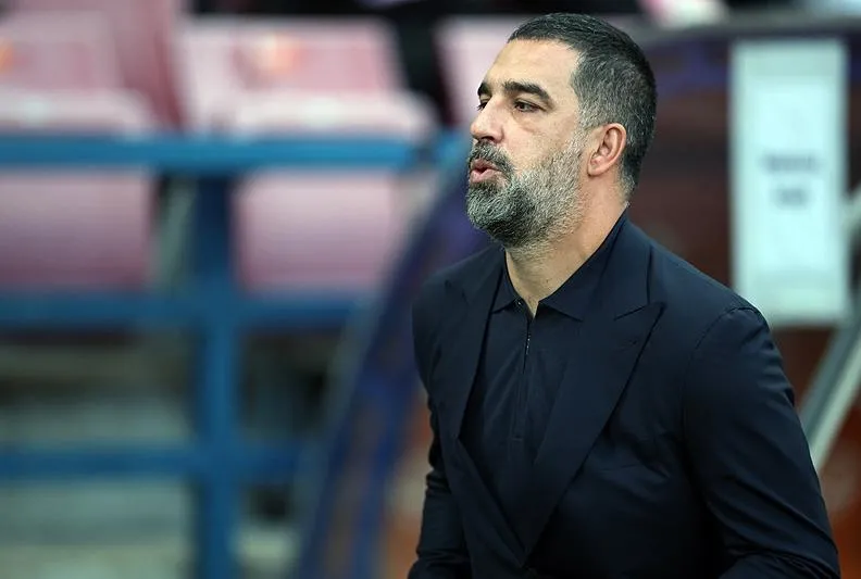 Arda Turan isyan etti