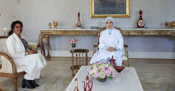 Emine Erdoğan, Malcolm X’in kızı İlyasa Şahbaz ile görüştü