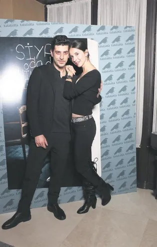 Yazarlığa alışıyor