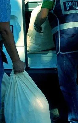 FETÖ'cü Avukatın evinden 13 çuval 'devlet sırrı' çıktı
