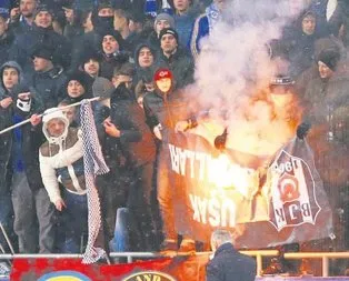 Kiev’de futbol terörü