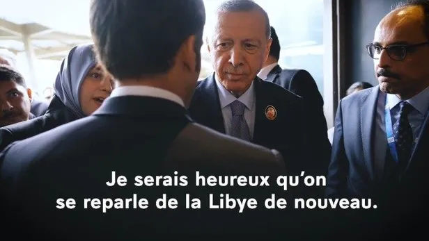 fransa-cumhurbaskani-sosyal-medya-hesabindan-paylasti-g20-zirvesinde-baskan-erdogan-ve-macron-arasinda-gulumse-1694720071474.jpeg