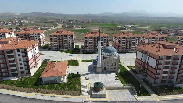 Milyonlarca kişiyi ilgilendiriyor! Evinizin değeri yarı yarıya düşebilir! Sitede oturanlar...-10
