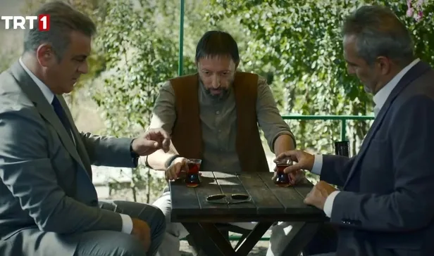 teskilat-tovbekar-kimdir-hakan-boyav-kimdir-kac-yasinda-nereli-hakan-boyavin-boyu-kac-evli-mi-cocugu-var-mi-1633871418112.jpg Hakan Boyav'ın boyu kaç, evli mi, çocuğu var mı? Teşkilat Tövbekar kimdir? Hakan Boyav kimdir, kaç yaşında, nereli?-5