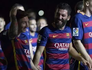 Arda sahaya çıktı, Nou Camp yıkıldı