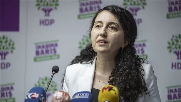 sinir-otesine-operasyon-sinyali-hdpyi-ziplatti-hdp-sozcusu-ebru-gunaydan-skandal-sozler-1653640213421.jpeg