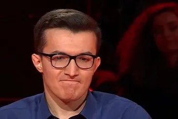Kim Milyoner Olmak İster'de geceye damga vuran yarışmacı! Heyecanına yenik düştü: 300 bin TL'lik soruya veda etti