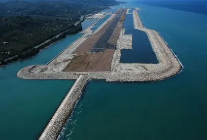 Türkiye’nin denize yapılan ilk havalimanı havadan görüntülendi
