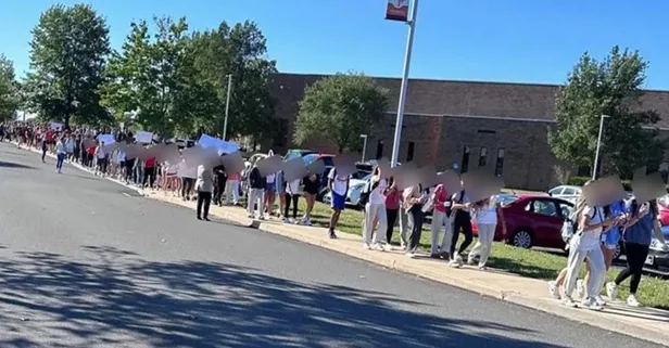 Pensilvanya’da lise öğrencileri LGBT terörüne karşı birleşti: Sapkınlar için tuvalet kuralını protesto edip okulu terk ettiler