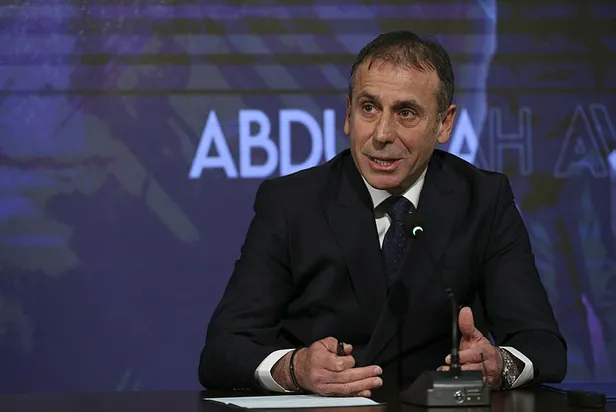 Medipol Başakşehir Abdullah Avcı ile sözleşmesini 5 yıl daha uzattı-2