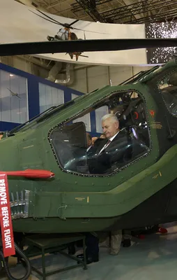 Başbakan Yıldırım 'Atak'ın pilot koltuğunda