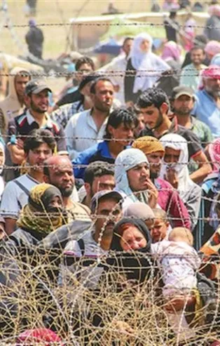 Suriye'deki Kürt halkı YPG'den kaçıyor!