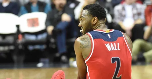 John Wall emekli oldu