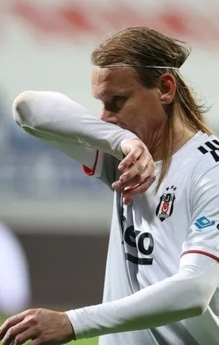 Sivasspor - Beşiktaş maçında dikkat çeken karar: Vida'nın pozisyon penaltı mı değil mi?