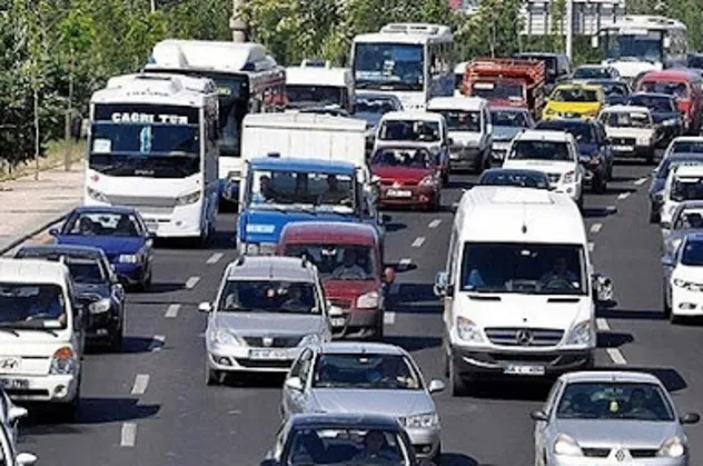 2022 motorlu taşıtlar vergisi ne kadar? 1-3 yaş araçlar için 2022 MTV oranları belli oldu! Hangi araçlar için kaç TL ödenecek?