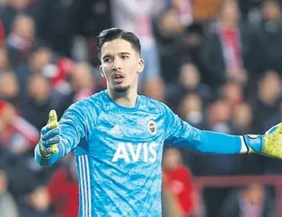 Hollanda basını: Onana’nın yerine Altay