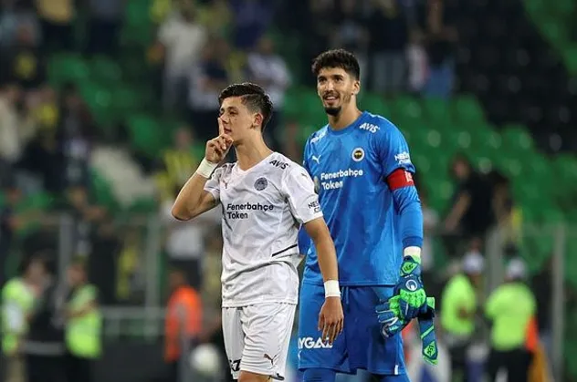 Arda Güler yıldızlaştı! Fenerbahçe hazırlık maçında Hull City’yi yıktı