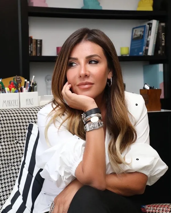 Acun'un eski eşi Zeynep Yılmaz ile Ebru Gündeş sosyal medyayı salladı kısa sürede yorum yağdı! Kimse tanımadı Hülya Avşar... - 5