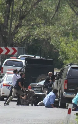 Kılıçdaroğlu'nun konvoyuna roket atılması engellendi