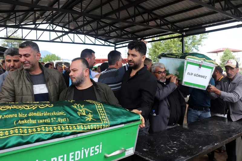 Gaziantep'teki feci kazada flaş gelişme! Tanker sürücüsü Mehmet Göğüş tutuklandı! Kazadan saniyeler öncesi kameralarda! 9 kişi yanyana toprağa verildi-7