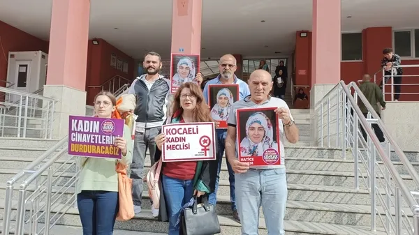 esi-haticeyi-oldurup-pkkya-katilmak-isteyen-saniga-agirlastirilmis-muebbet-1665493683196.jpg Eşi Hatice'yi öldürüp PKK’ya katılmak isteyen sanığa ağırlaştırılmış müebbet-2