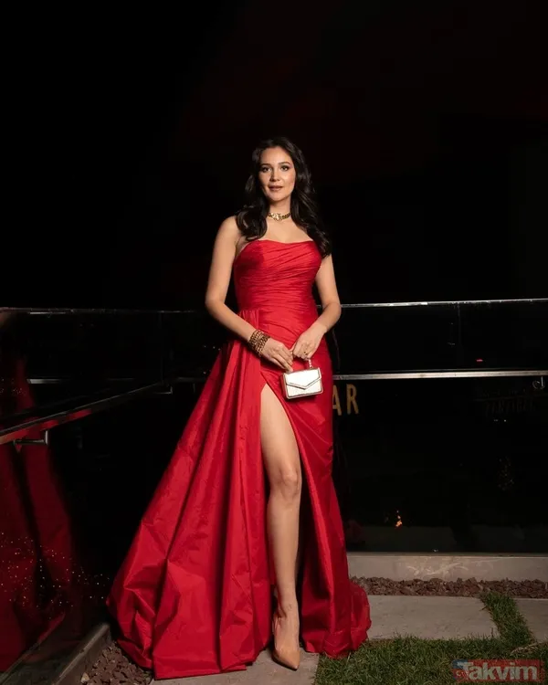 Gülsim Ali İlhan sınırları zorladı! Bornozunu giyip en cesur haliyle sosyal medyayı yakıp kavurdu! Gönül Dağı’nın Dilek’iydi... - 3