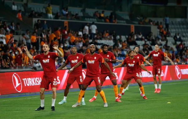 1629722166393.jpg Galatasaray'da şok ayrılıklar kapıda! 2 ismin daha adı masada-3