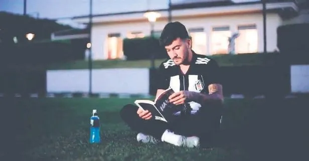 Atakan Üner imzayı attı