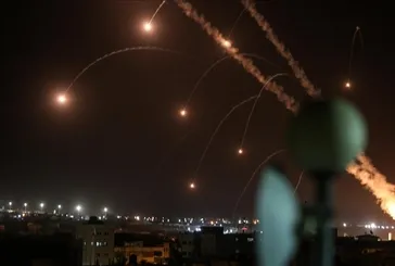 Gazze'den Tel Aviv’e art arda roketler fırlatıldı!