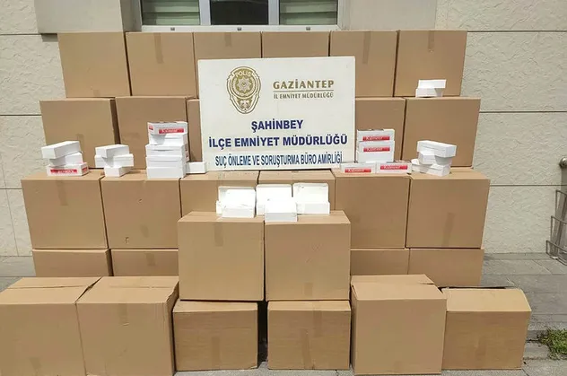 Gaziantep'te kaçak 620 bin makaron ele geçirildi