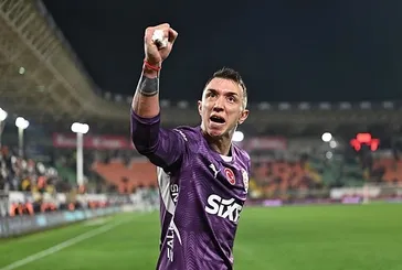 Muslera'dan ateşleyici konuşma: Alanyaspor maçının devre arasında neler yaşandı? O detaylara TAKVİM ulaştı