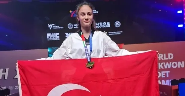 Sena Yılmaz'dan Dünya Yıldızlar Tekvando Şampiyonası’nda altın madalya