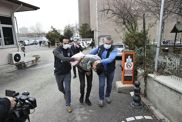 Ümitcan Uygun'un uyuşturucu madde kullandığı görüntülerde yer alan kadın yakalandı - 3