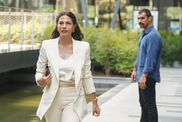 seruveni-ansizin-noktalanacak-yayin-akisini-sikintiya-soktu-rafa-kaldiriliyor-tv8den-flas-karar-ilerleyen-gunlerde-1613245567941.jpg Serüveni ansızın noktalanacak yayın akışını sıkıntıya soktu! Rafa kaldırılıyor TV8'den flaş karar ilerleyen günlerde...-6