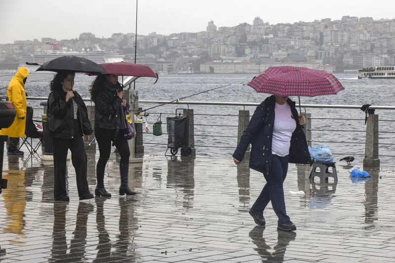 kirkikindi-yagislari-basliyor-mayisa-firtinali-giris-1777401439198.jpg Kırkikindi yağışları başlıyor: Mayıs’a fırtınalı giriş-4