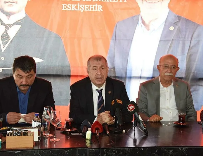 Ümit Özdağ yeni parti için tarih verdi!